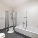 Berghaus Apartment *