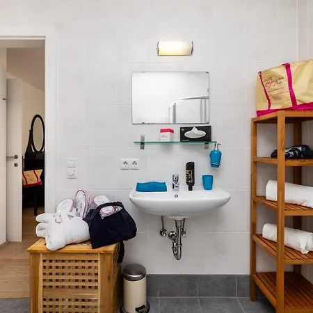 Berghaus Apartament *