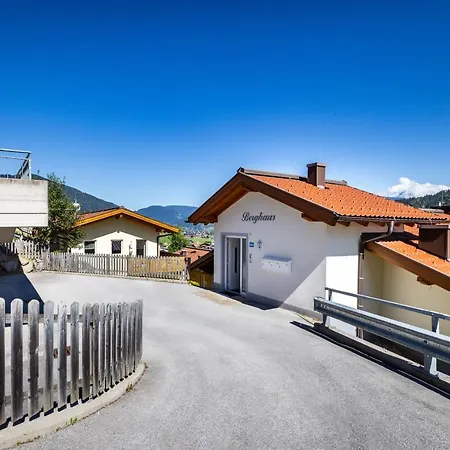 Apartament Berghaus *