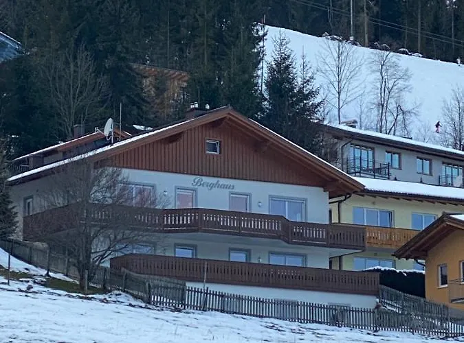 Berghaus Φλαχάου